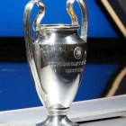 El trofeo de la Champions.-AFP