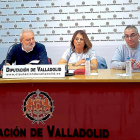 Pedro Pablo Santamaría, Teresa López y Javier González Trapote ayer, en rueda de prensa.-EL MUNDO