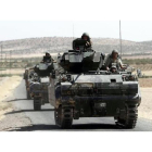 Soldados turcos con tanques regresan de una misión en Siria.-SEDAT SUNA / EFE