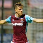 Toni Martínez celebra un gol con el West Ham.-EM
