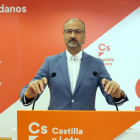 El portavoz de Ciudadanos en las Cortes regionales, Luis Fuentes, valora la actualidad política.-ICAL