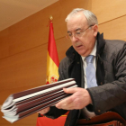 El presidente del Consejo de Cuentas, Jesús Encabo, comparece en la Comisión Extraordinaria de Economía y Hacienda-Ical