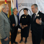 El director del certamen, Eliseo de Pablos, el director de cine, Fernando Colomo, la alcaldesa de Segovia, Clara Luquero, y el embajador de Bulgaria en España, Ivan Kondov.-ICAL