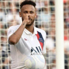 Neymar celebra el gol de la victoria ante el Estrasburgo el pasado 14 de septiembre.-
