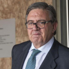 Carlos García Revenga, a su salida del juicio por el 'caso Nóos' el 20 de abril del 2016.-EFE / CATI CLADERA