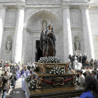 La Virgen de la Alegría sale de la Catedral de Valladolid el Domingo de Ramos-J.M.Lostau