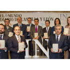 Foto de familia de los premiados en los V Premios Innovadores-J. M. LOSTAU / M. Á. SANTOS / P. REQUEJO