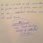 Firma de Óscar Puente en el libro de visitas.-E.M
