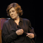 Lola Herrera en 'Cinco horas con Mario'. | DANIEL DICENTA