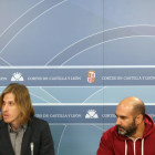 El portavoz de Podemos en las Cortes, Pablo Fernández, durante la rueda de prensa, junto al procurador Ricardo López-Ical