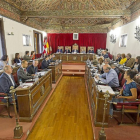 La celebración de un pleno ordinario de la Diputación de Valladolid en una imagen de archivo.-E. M.