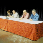 Los representantes de CCOO Mónica González, Luis Sáez, Isidoro Pérez y Nacho Gutiérrez, ayer, en la asamblea.-E.M.