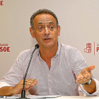 Cecilio Vadillo, el día que presentó su candidatura.-J.M. LOSTAU