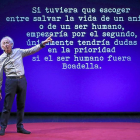 Albert Boadella en una escena de ‘El sermón del bufón’.-JAIME VILLANUEVA