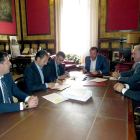Imagen de la firma del acuerdo de renovación.-ICAL