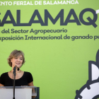 La ministra de Agricultura inaugura la feria Salamaq 2017.-ICAL