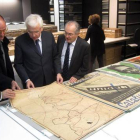 El 'conseller' Ferran Mascarell, el pasado 4 de diciembre, en el Arxiu Nacional de Catalunya tras recibir los 'papeles de Salamanca'.-Foto: ALBERT SEGURA
