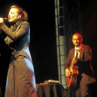 La cantante del grupo Marlango, Leonor Watling, durante uno de sus últimos conciertos en Valladolid-Pablo Requejo