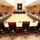 Reunión de la Diputación Permanente de las Cortes para decidir sobre la petición de convocatira por parte de PSOE, Podemos, Ciudadanos y Mixto, de una Comisión de Fomento y Medio Ambiente, en sesión extraordinaria, para que el consejero analice la campaña-ICAL