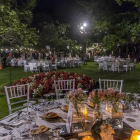 Ambiente de una celebración de boda que se organizan en este entorno idílico cagado de historia, naturaleza y romanticismo. Un equipo de profesionales cuidan hasta del más mínimo detalle.-L. P.