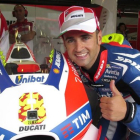 Héctor Barberá llegó a pilotar una de las Ducati oficiales en el Mundial-2016 de MotoGP.-EMILIO PÉREZ DE ROZAS