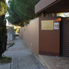 Entrada de la embajada de la Republica Popular Democrática de Corea.-JOSE LUIS ROCA