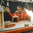 El titiritero Dominique Keringnard lleva más de dos décadas acudiendo al Festival Internacional de Títeres de Segovia, con "El Circo de las Pulgas"-ICAL
