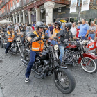 Concentración de motos Harley Davidson ayer en la Plaza Mayor.-J. M. LOSTAU