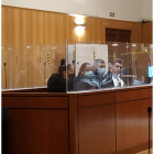 Las dos parejas acusadas en el transcurso de la breve vista de conformidad celebrada en la Audiencia de Valladolid. E.P.