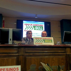 Cabanillas y González Palacín en la clausura de la Jornada de la UCCL.-E.M