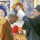 El rector Daniel de Miguel en el momento de la investidura de Marchán.-ICAL