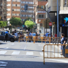 La policía y vallas cierran el paso de los coches al centro.-PABLO REQUEJO (PHOTOGENIC)