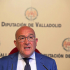 El presidente de la Diputación Provincial de Valladolid, Jesús Julio Carnero, ayer en Pimentel.-ICAL