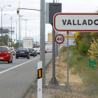 Entrada señalizada en Valladolid.-J. M. LOSTAU