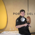 Jorge Lozano Esteban, propietario del nuevo espacio gastronómico abierto en la capital salmantina.  -ENRIQUE CARRASCAL