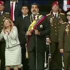 Nicolás Maduro y su plana mayor, en el momento exacto del atentado.-REUTERS