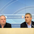 El presidente y el secretario general del Grupo Parlamentario Socialista en las Cortes, Javier Izquierdo y José Francisco Martín, anuncian la personación del PSOE en el caso 'Perla Negra' y Polígono de Portillo-ICAL