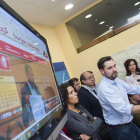 Daniel de la Rosa, acompañado por varios miembros del partido, presenta su candidatura al proceso de primarias para elegir al candidato del PSOE a la Alcaldía de Burgos-Ical