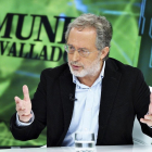 Manuel Saravia ayer en ‘La Quinta Esquina’, programa que emite La 8 de Valladolid.-J. M. LOSTAU