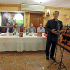 Arturo Díaz, capellán del monasterio de la Encarnación dando el Pregón.-ical
