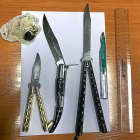 Varios armas encontradas junto al hachís.-TWITTER  DE LA POLICÍA MUNICIPAL