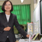 La presidenta de Taiwán, Tsai Ing-wen, obtuvo hoy un claro triunfo en las elecciones presidenciales del país.-EFE / ZHANG HAO-AN