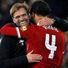 Jürgen Klopp mantiene al Liverpool líder en la Premier.-REUTERS / PHIL NOBLE