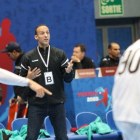 Roberto García Parrondo dirige a la selección de Egipto durante el Campeonato de África.-EHF