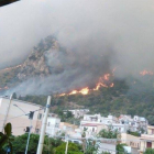 Llamas y humo en un incendio declarado en Sicilia, el 16 de junio.-FACEBOOK / AIR NAVAL STATION SIGONELLA