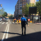 La policía corta el tráfico a la altura del túnel de Labradores.-@PoliciaVLLTwitter