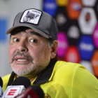 El tecnico argentino de Dorados de Sinaloa  Diego Armando Maradona  habla en rueda de prensa  tras el juego correspondiente a la jornada 11 del torneo de Ascenso MX  en el estadio Coruco Diaz.-EFE