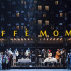 Escena de 'La bohème', de Puccini, en la moderna y suburbial versión de Àlex Ollé estrenada en Turín.-TEATRO REGIO