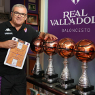 Paco García, entrenador del UEMC Real Valladolid baloncesto. / J. M. LOSTAU