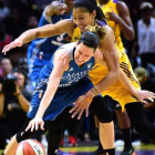 Anna Cruz y las Laynch han forzado el último partido de las finales para intentar ganar la WNBA por segunda vez consecutiva.-AFP / HARRY HOW